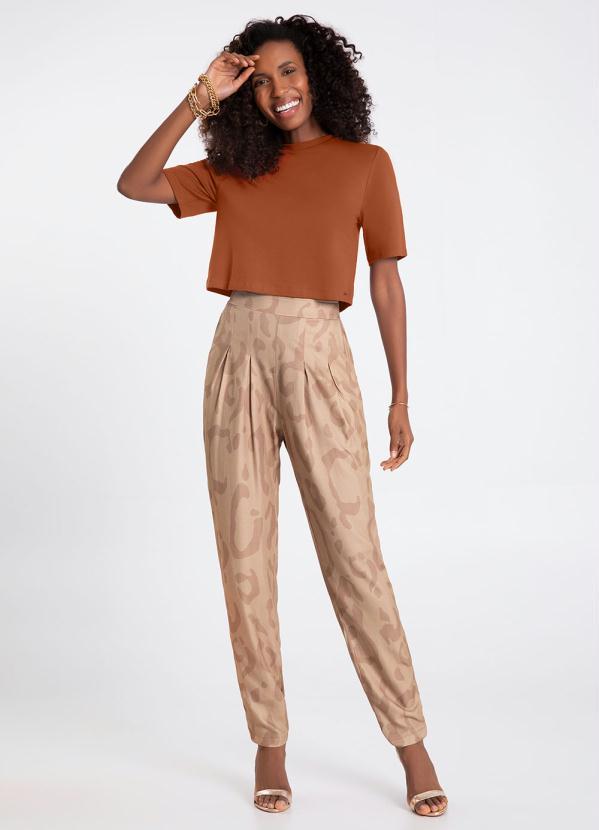 Lunender - Blusa Cropped em Malha Básica Terracota 3