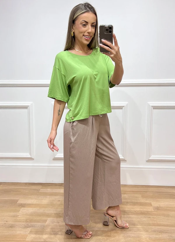 Doce Tom - Blusa Cropped Oversized Verde 2