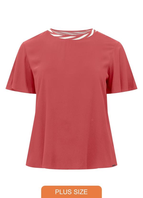 Lunender Mais Mulher - Blusa D Plus Size com Gola em Retilínea Rosa