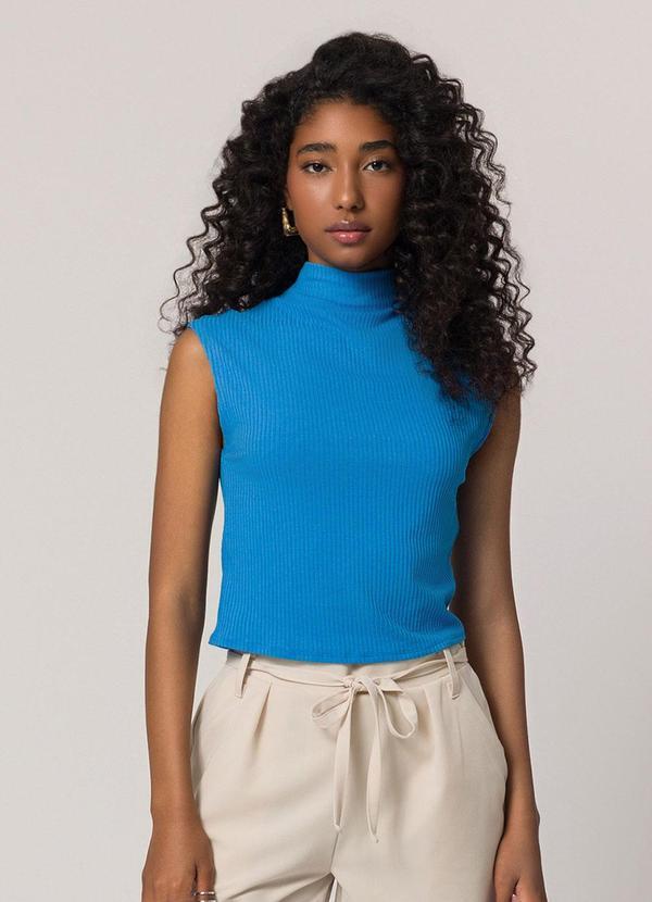 Sofie - Blusa de Gola Alta em Ribana Azul