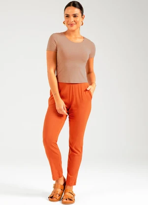 Cativa - Blusa de Manga Curta Canelada Marrom - CATIVA