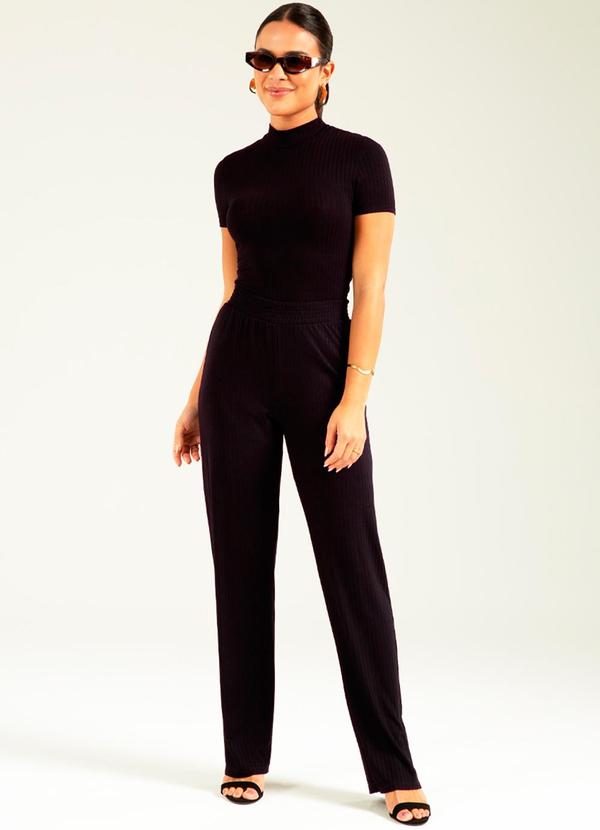 Cativa - Blusa de Manga Curta em Canrlado Preto 2