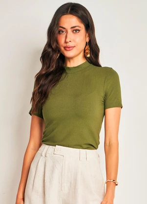 Doce Trama - Blusa de Manga Curta em Ribana Verde - DOCE TRAMA