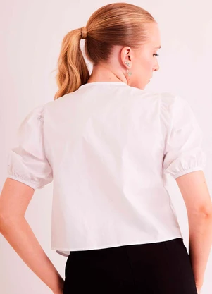 Sofie - Blusa de Manga Curta New Ease em Plano Tricoline C - SOFIE