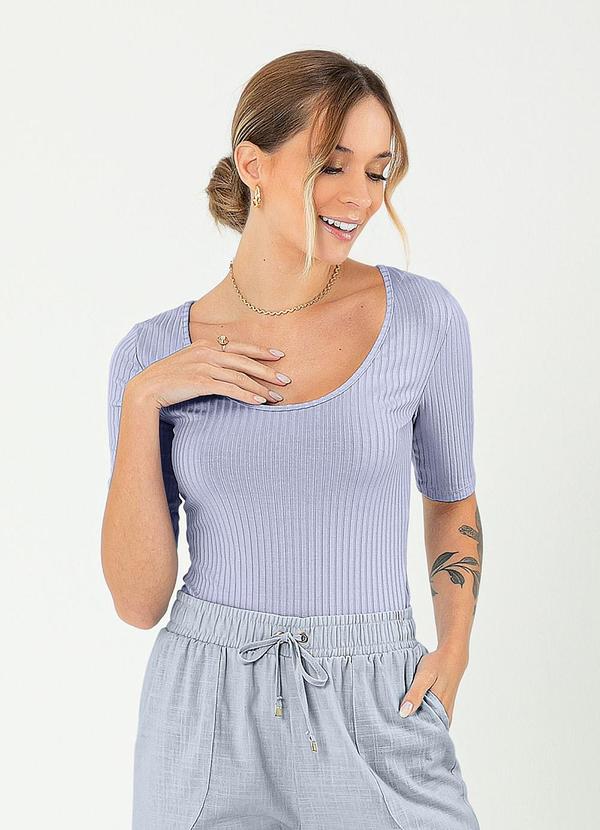 Cativa - Blusa Decote Canoa Canelada Azul Claro 2