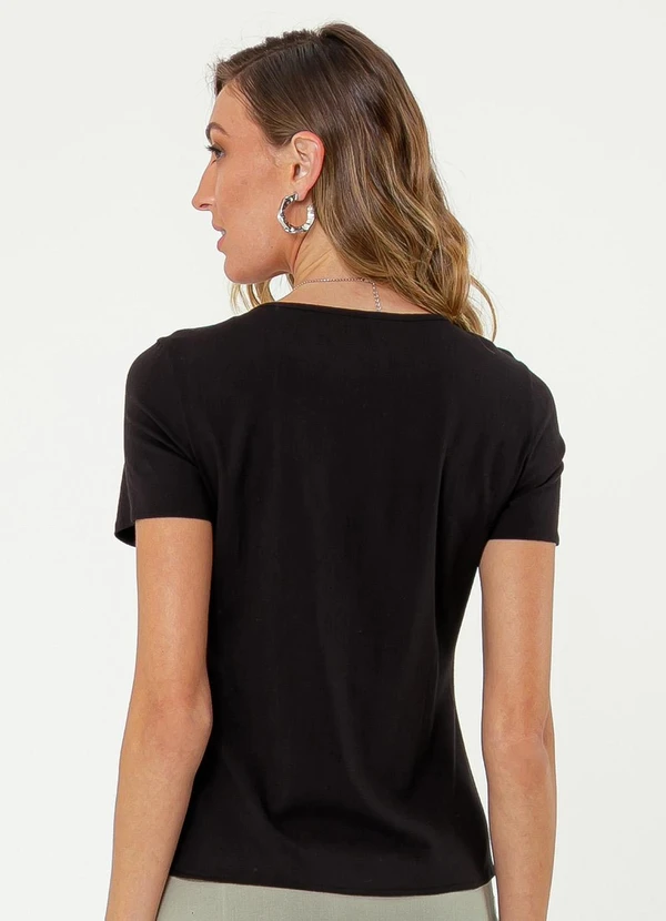Cativa - Blusa Decote Canoa em Viscose Preto 2