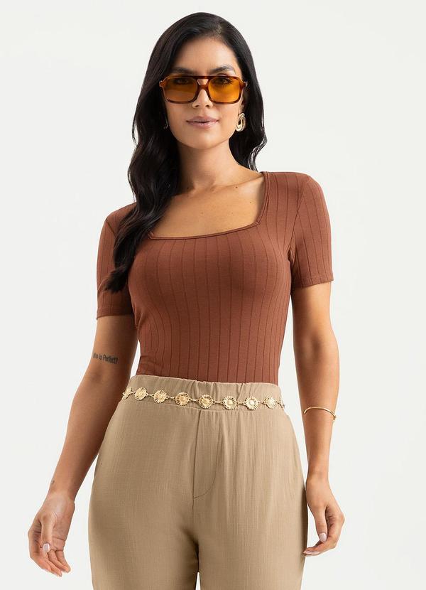 Cativa - Blusa Decote Quadrado Canelada Marrom 1
