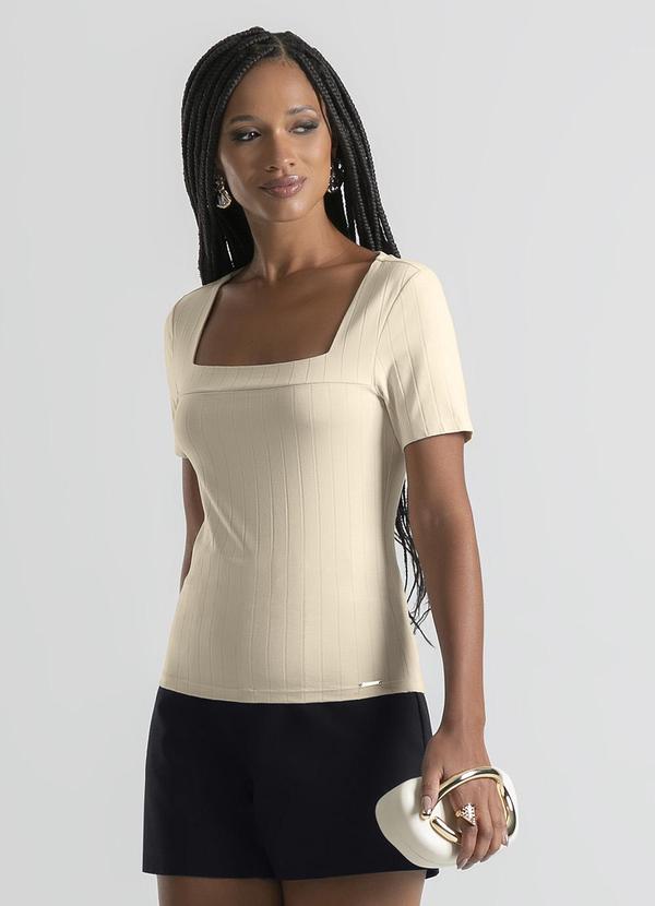 Cativa - Blusa Decote Quadrado em Canelado Bege