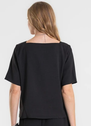 Rovitex - Blusa Decote Quadrado em Tecido Preto - ROVITEX