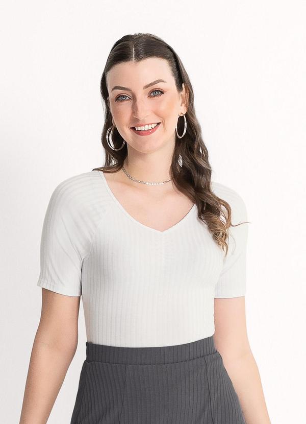 Habana - Blusa Decote V em Canelado  Branco