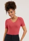 Cativa - Blusa Decote V em Canelado Marrom Claro - variação: Vermelho