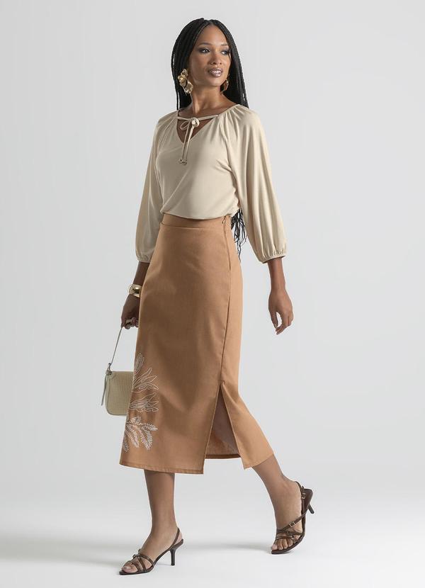 Cativa - Blusa Decote V em Crepe Bege 3