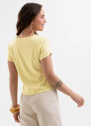 Cativa - Blusa Decote V em Viscose com Elastano Amarelo - CATIVA