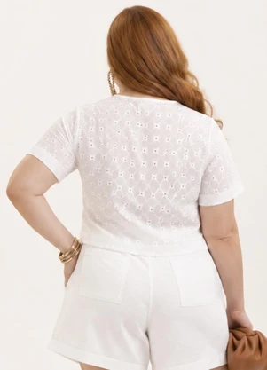 Cativa - Blusa Decote V Plus Size em Laise Off-White - CATIVA
