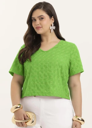 Cativa - Blusa Decote V Plus Size em Laise Verde - CATIVA