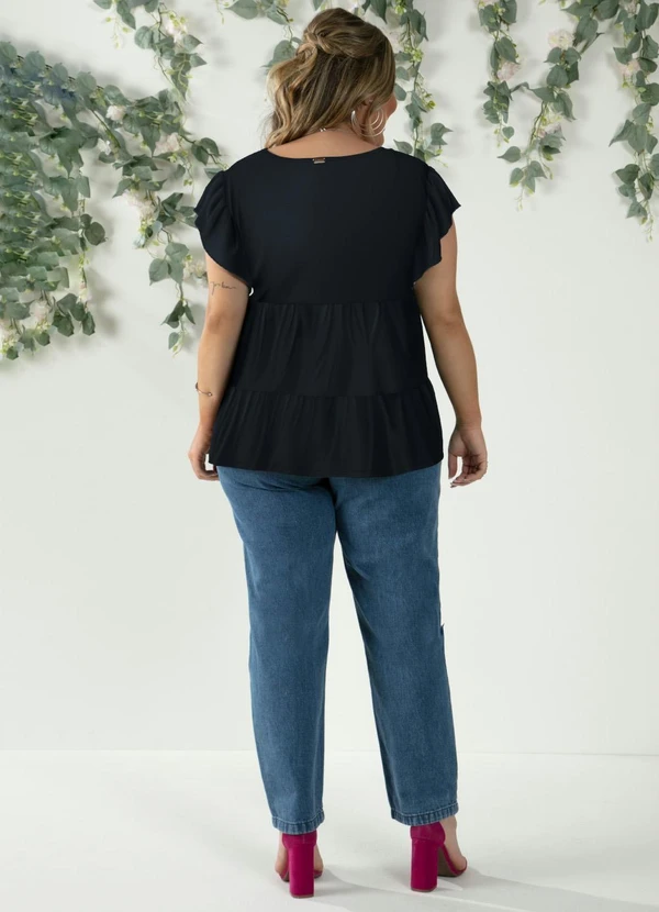 Quintess - Blusa em Camadas Preta com Mangas Curtas 10