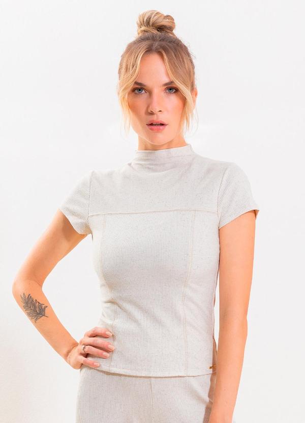 Cativa - Blusa em Canelado Modelo Básico Branco