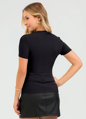 Cativa - Blusa em Canelado Preto - CATIVA