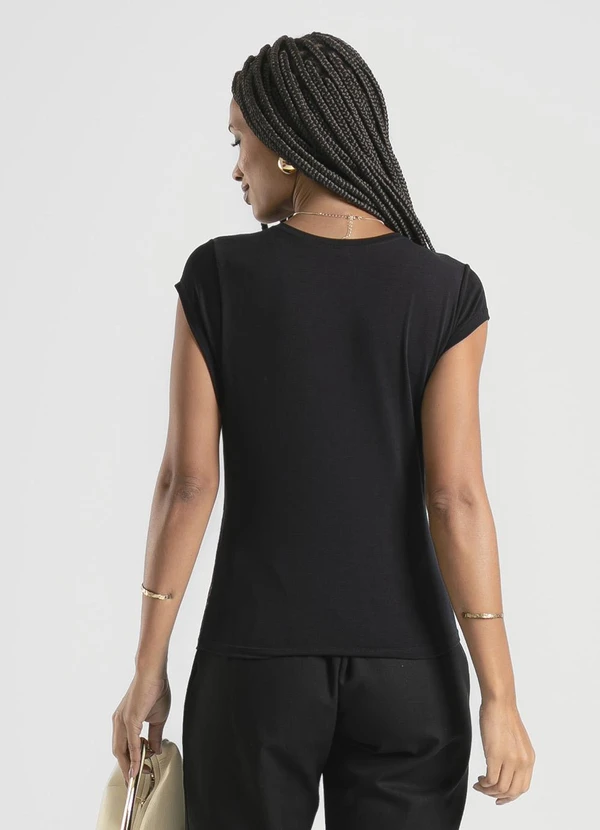 Cativa - Blusa em Crepe Preto 2