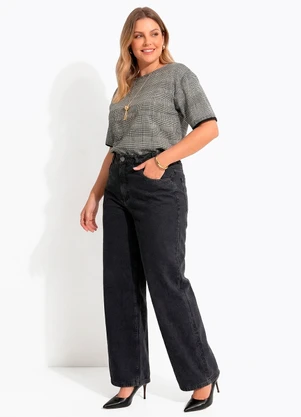 Quintess - Blusa em Malha Jacquard Xadrez com Manga Curta e Decote Redondo - QUINTESS