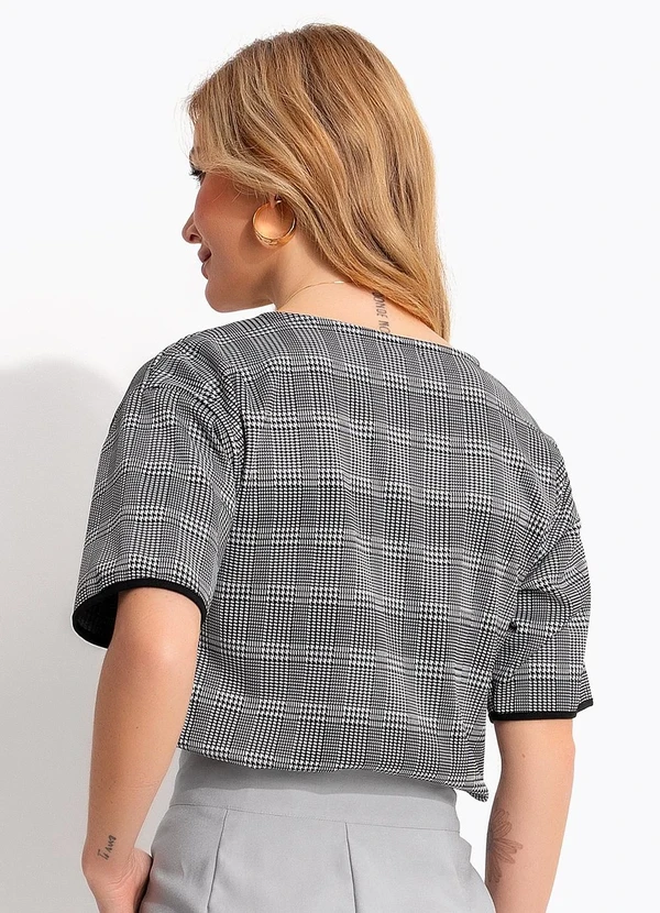 Quintess - Blusa em Malha Jacquard Xadrez com Manga Curta e Decote Redondo 2