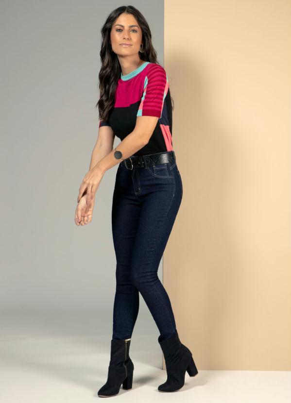 Quintess - Blusa em Tricô Listras Color com Mangas Curtas 5