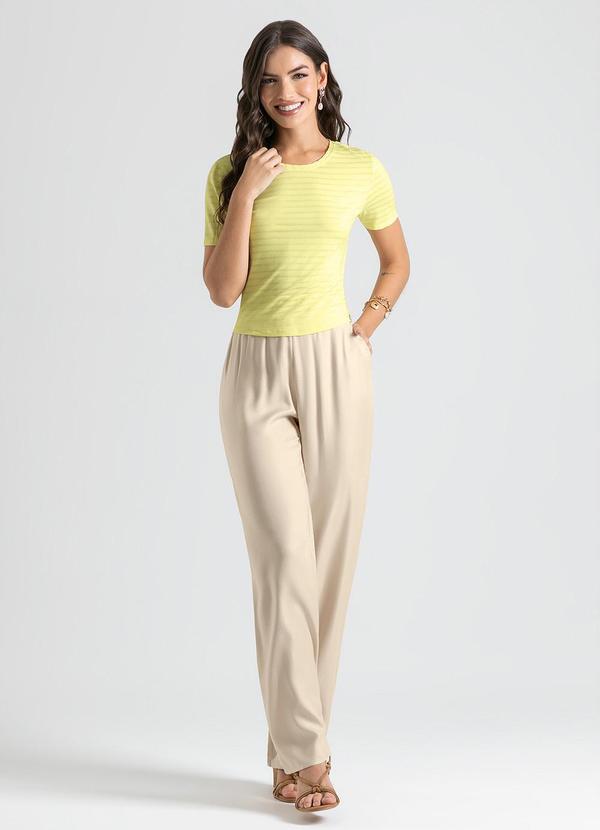 Cativa - Blusa em Viscose Amarelo Claro 3