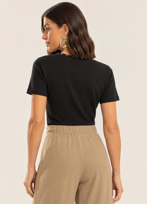 Gris - Blusa em Viscose com Bordado Manual Preto - GRIS
