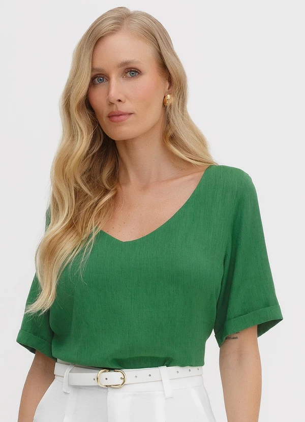 Principessa - Blusa em Viscose com Decote Redondo Verde Osira