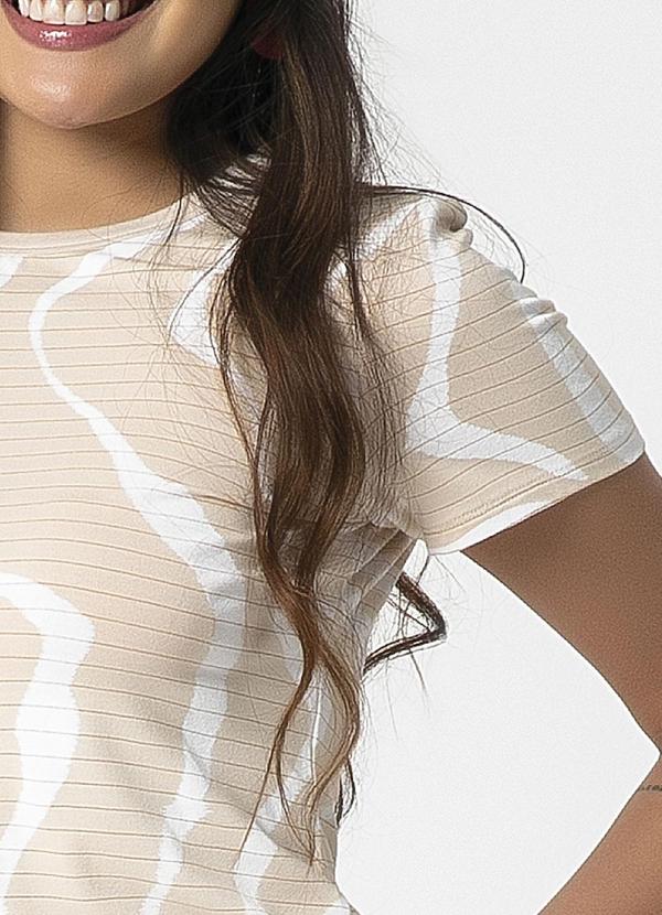 Habana - Blusa em Viscose Fio Brilho Off White 3