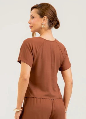 Cativa - Blusa em Viscose Marrom - CATIVA