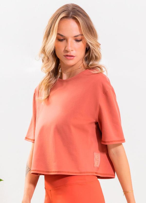 Cativa - Blusa Estilo Cropped Aviamento Decorativo Marrom