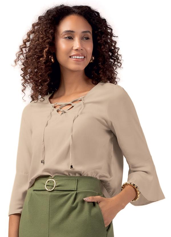 Marialícia - Blusa Feminina Adulto Bege