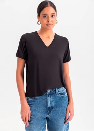 Essendi - Blusa Feminina Básica em Malha  Preto - ESSENDI