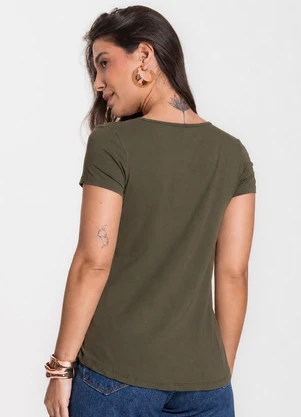 Select - Blusa Feminina Básica em Viscotorcion Verde - SELECT