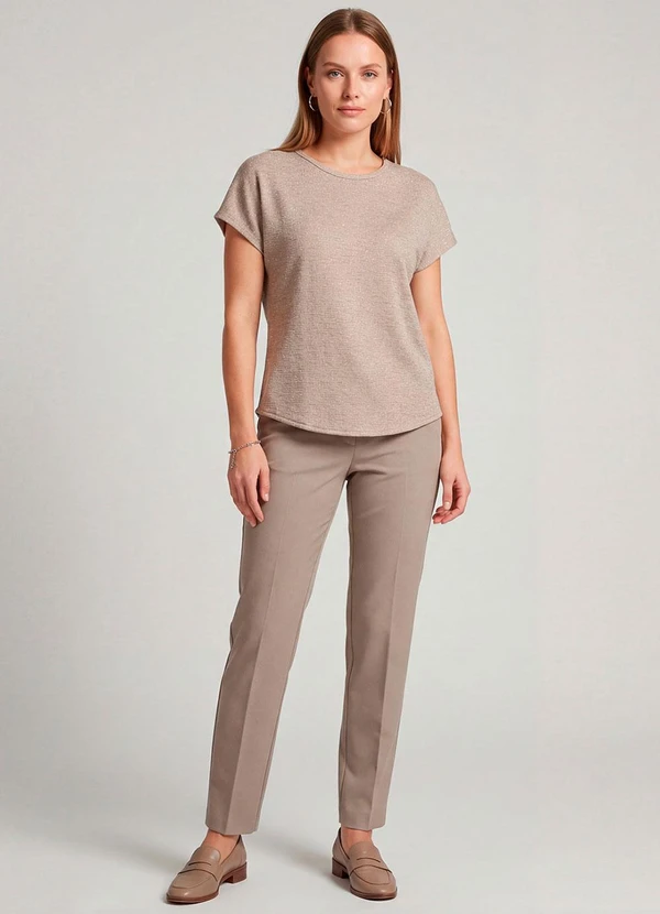 Infinita Cor - Blusa Feminina Básica Manga Curta Marrom 3