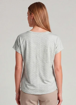 Infinita Cor - Blusa Feminina Básica Manga Curta Verde - INFINITA COR