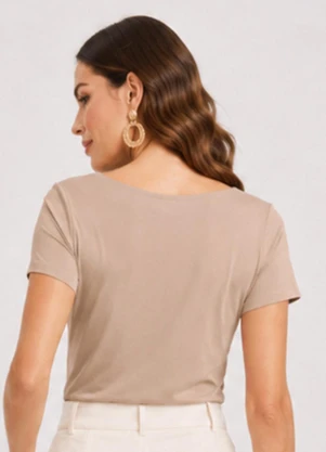 Infinita Cor - Blusa Feminina com Decote em V Marrom - INFINITA COR