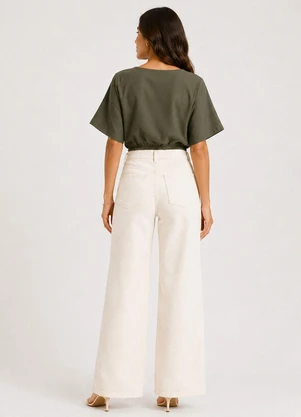 Infinita Cor - Blusa Feminina com Decote em V Verde - INFINITA COR
