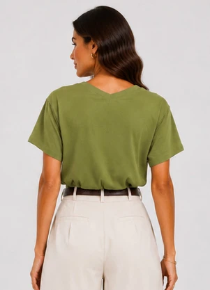 Infinita Cor - Blusa Feminina com Decote em V Verde - INFINITA COR
