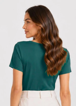 Infinita Cor - Blusa Feminina com Decote em V Verde - INFINITA COR