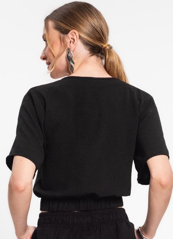 Rovitex - Blusa Feminina com Decote V Preto 2