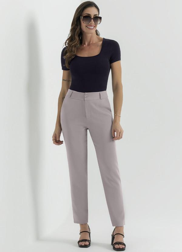 Cativa - Blusa Feminina com Design Básico Preto 2