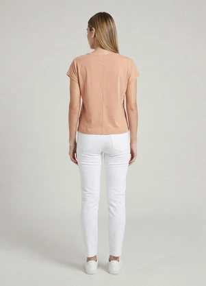 Infinita Cor - Blusa Feminina com Estampa Localizada Marrom - INFINITA COR