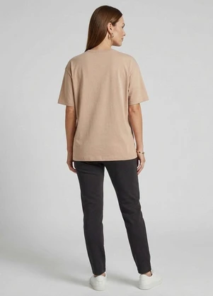 Infinita Cor - Blusa Feminina com Estampa Localizada Marrom - INFINITA COR