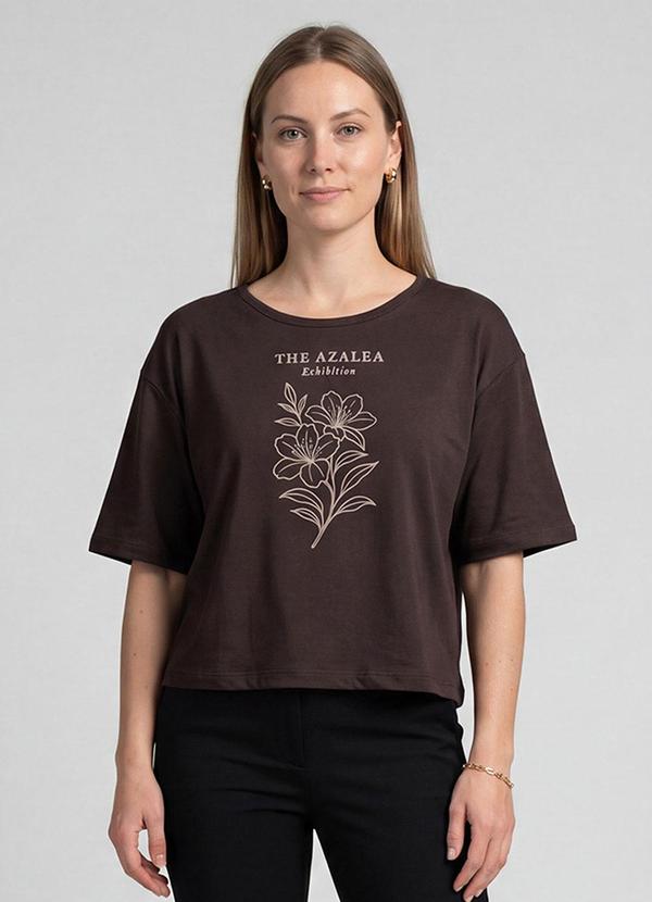 Infinita Cor - Blusa Feminina com Estampa Localizada Marrom