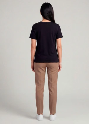 Infinita Cor - Blusa Feminina com Estampa Localizada Preto - INFINITA COR