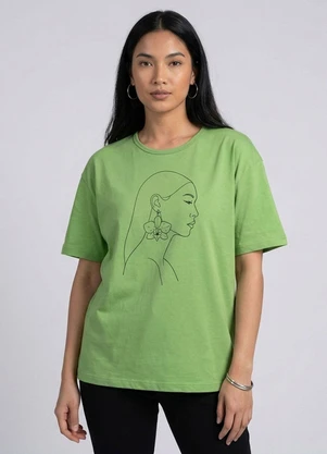 Infinita Cor - Blusa Feminina com Estampa Localizada Verde - INFINITA COR