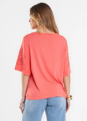 Rovitex - Blusa Feminina com Estampa na Manga Laranja - ROVITEX