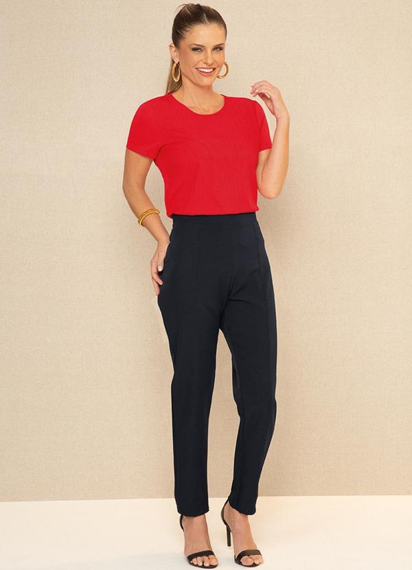 Cativa - Blusa Feminina com Estampa Sublimática Vermelho 2